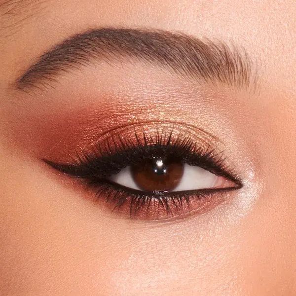 Палетка теней Charlotte Tilbury Luxury Eyeshadow Palette, оттенок Bella Sofia 80c-61a фото
