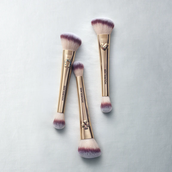 Кисть для макияжа Hourglass Ambient Lighting Edit Brush II, Wish 13c-i7i фото