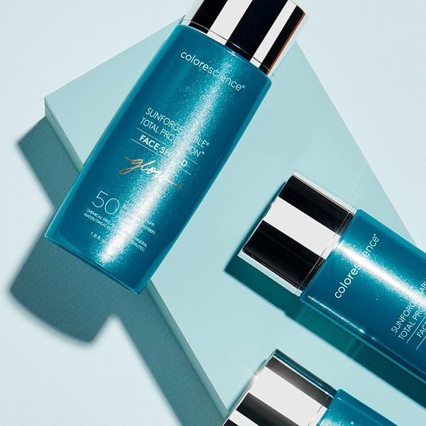 Солнцезащитный крем для лица с эффектом сияния ColorescienceFace Shield Glow SPF 50, 55мл 5a7-53c фото