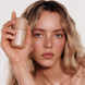 Увлажняющее молочко-хайлайтер для лица и тела Rhode Highlight Milk, оттенок 02 Pearly Champagne, 65 мл bia-7b0 фото 2